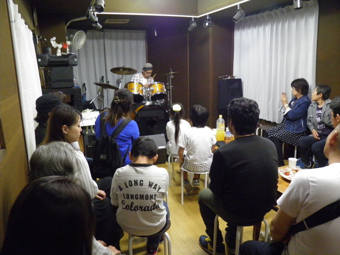 大部屋で発表会
